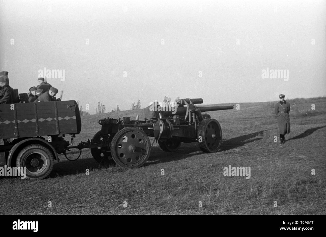 Wehrmacht Heer Schwere Kanone s.K 18 10 cm (10,5 cm) - Deutsche Armee ...