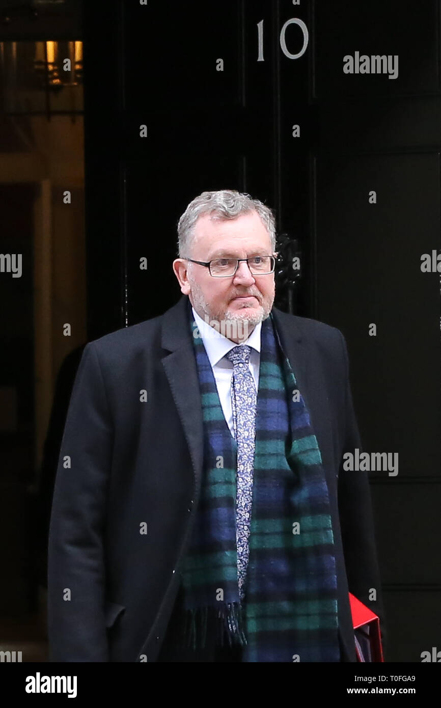 David Mundell - Minister für Schottland ist Abflug von Downing Street Nr.10 nach der Teilnahme an der wöchentlichen Kabinettssitzung. Stockfoto