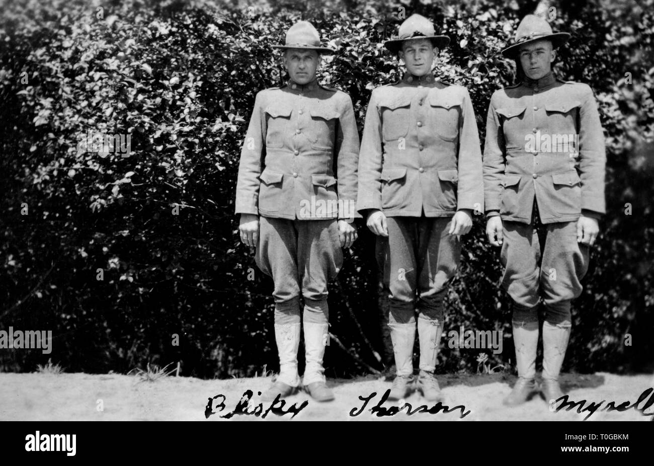 Drei steif warf doughboys stehen zusammen für ein Portrait, Ca. 1918. Stockfoto