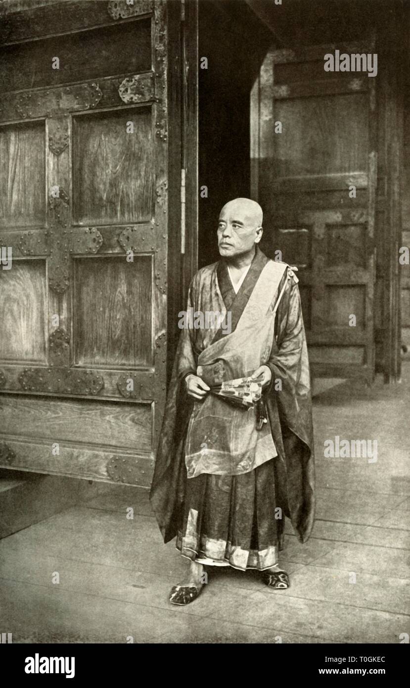 "Ein Priester von Buddha', 1910. Schöpfer: Herbert Ponting. Stockfoto