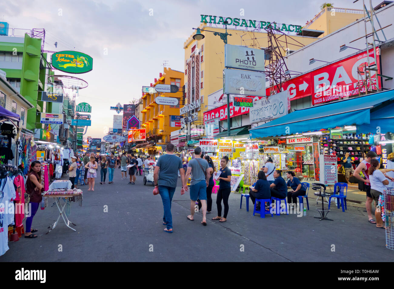 Khaosan Road, Banglamphu, Bangkok, Thailand Stockfoto