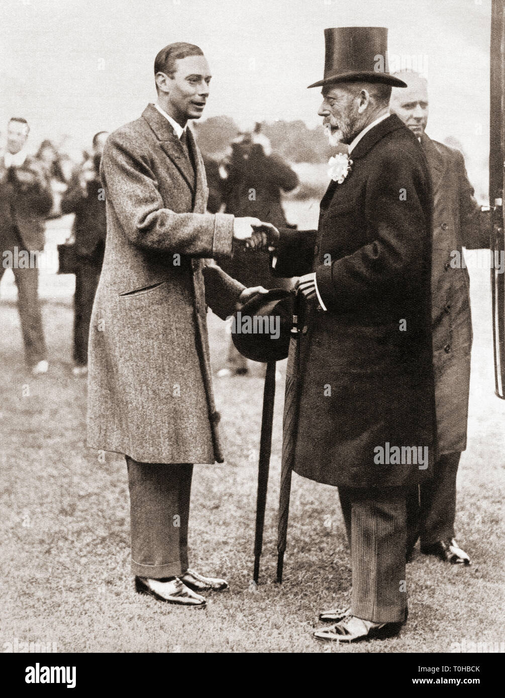 Prinz Albert mit Vater George V in Richmond Royal Horse Show 1928 Stockfoto