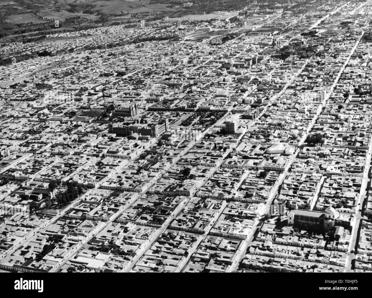 Geographie/Reisen, Guatemala, Guatemala Stadt, Blick auf die Stadt/Stadtansichten, Luftaufnahme, 1960er Jahre, Additional-Rights - Clearance-Info - Not-Available Stockfoto