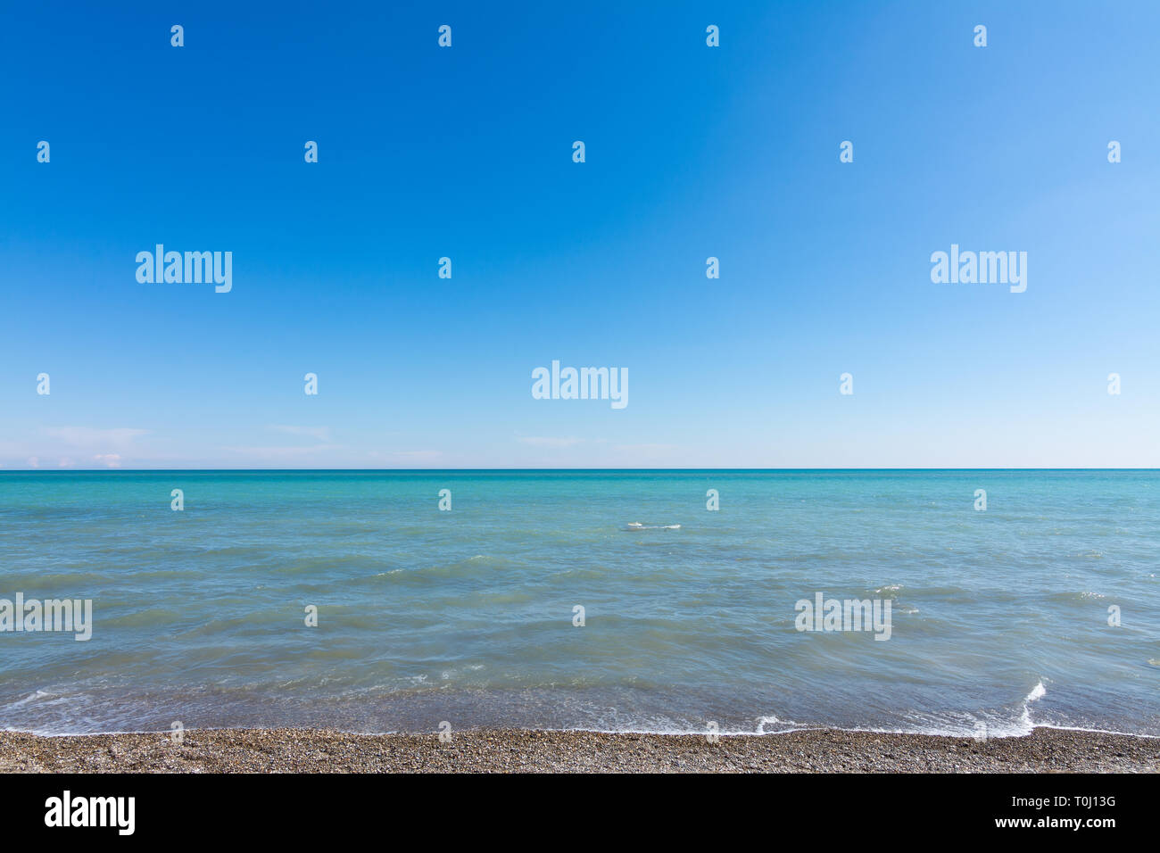 Blauer Himmel über den Lake Michigan. Racine, Wisconsin, USA Stockfoto