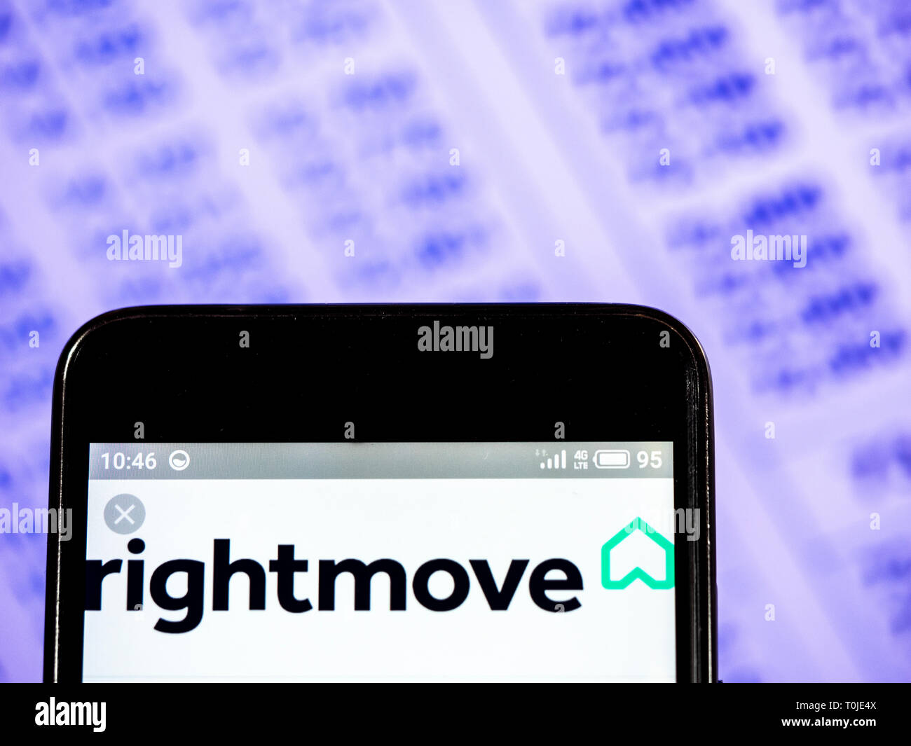 Rightmove plc Firmenlogo auf dem Smartphone angezeigt. Stockfoto Rightmove plc Firmenlogo auf dem Smartphone angezeigt. Stockfoto