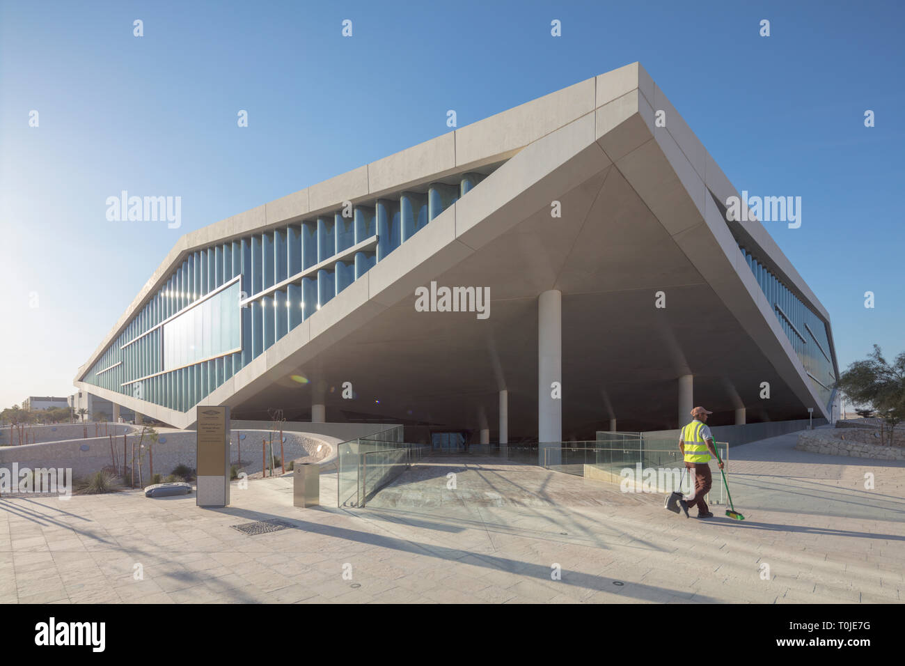 Außen, Qatar National Library Building, Bildung Stadt, Katar, von Rem Koolhaas, 2017 Stockfoto