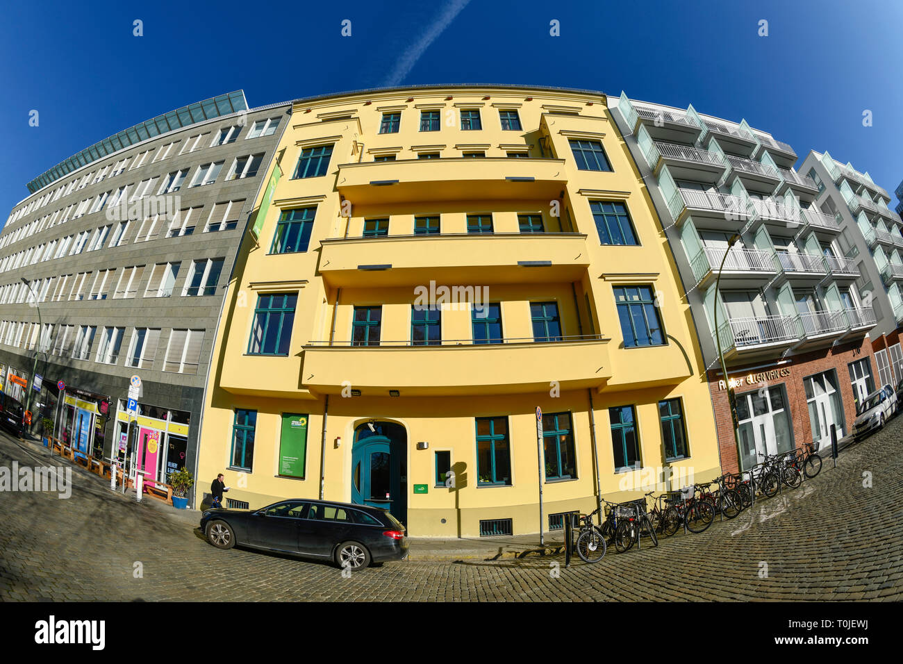 Bündnis 90/DIE GRÜNEN, Bundesamt, Platz vor dem Neuen Tor, Mitte, Berlin, Deutschland, Buendnis 90/Die Gruenen, Bundesgeschäftsstelle, Platz vo Stockfoto