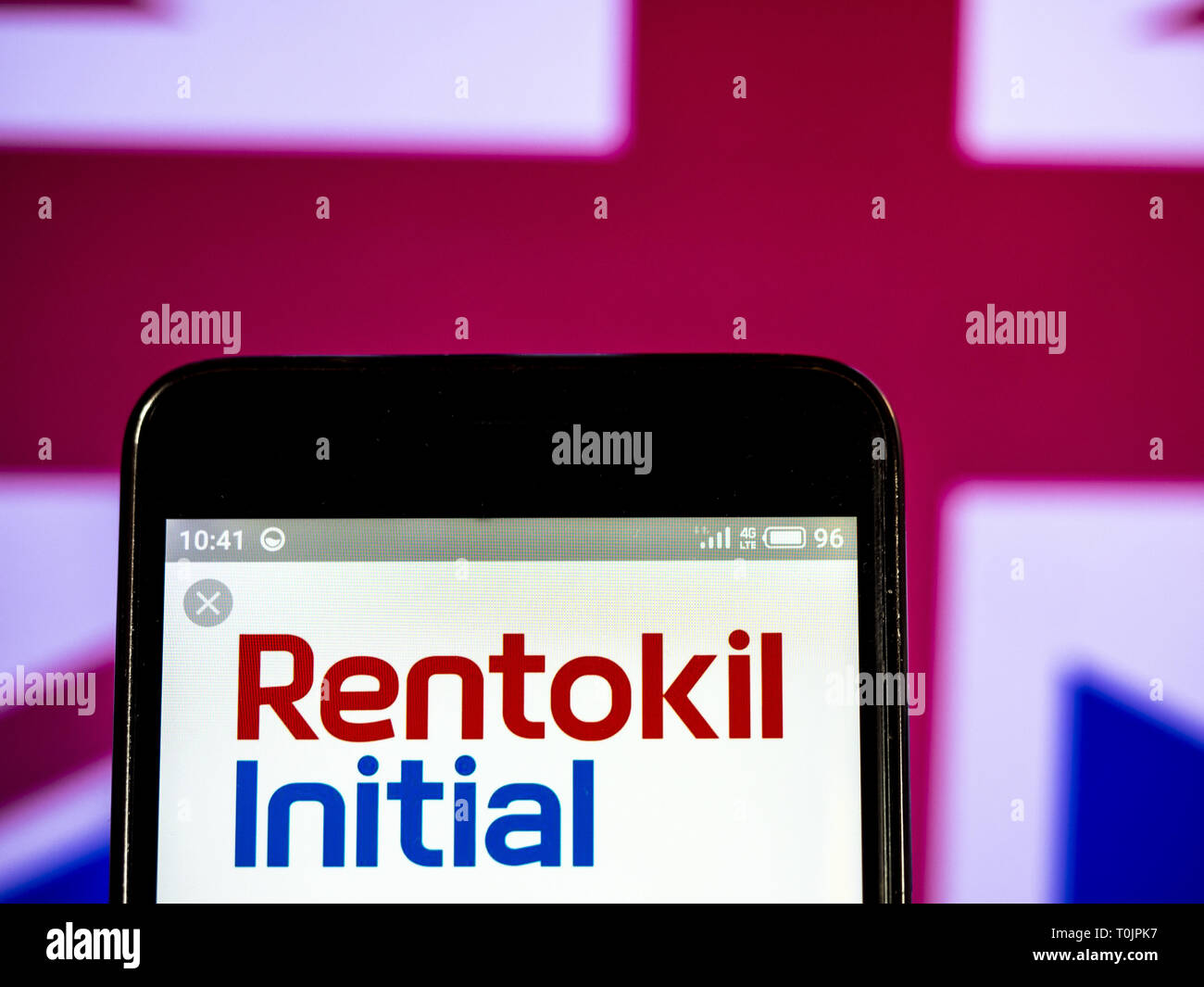 In der Ukraine. 20 Mär, 2019. Rentokil Initial plc Firmenlogo gesehen auf einem Smartphone angezeigt. Quelle: Igor Golovniov/SOPA Images/ZUMA Draht/Alamy leben Nachrichten Stockfoto