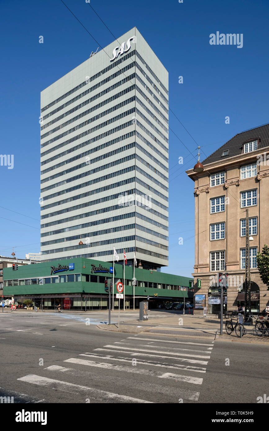 Kopenhagen. Dänemark. SAS Hotel, (jetzt das Radisson Hotel, Royal Copenhagen) von Arne Jacobsen und 1961 abgeschlossen. Stockfoto