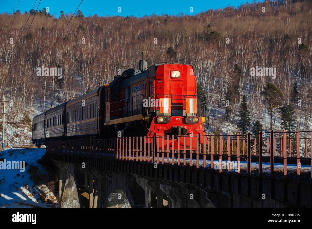 Transsibirische Eisenbahn am Baikalsee, Russland Stockfoto