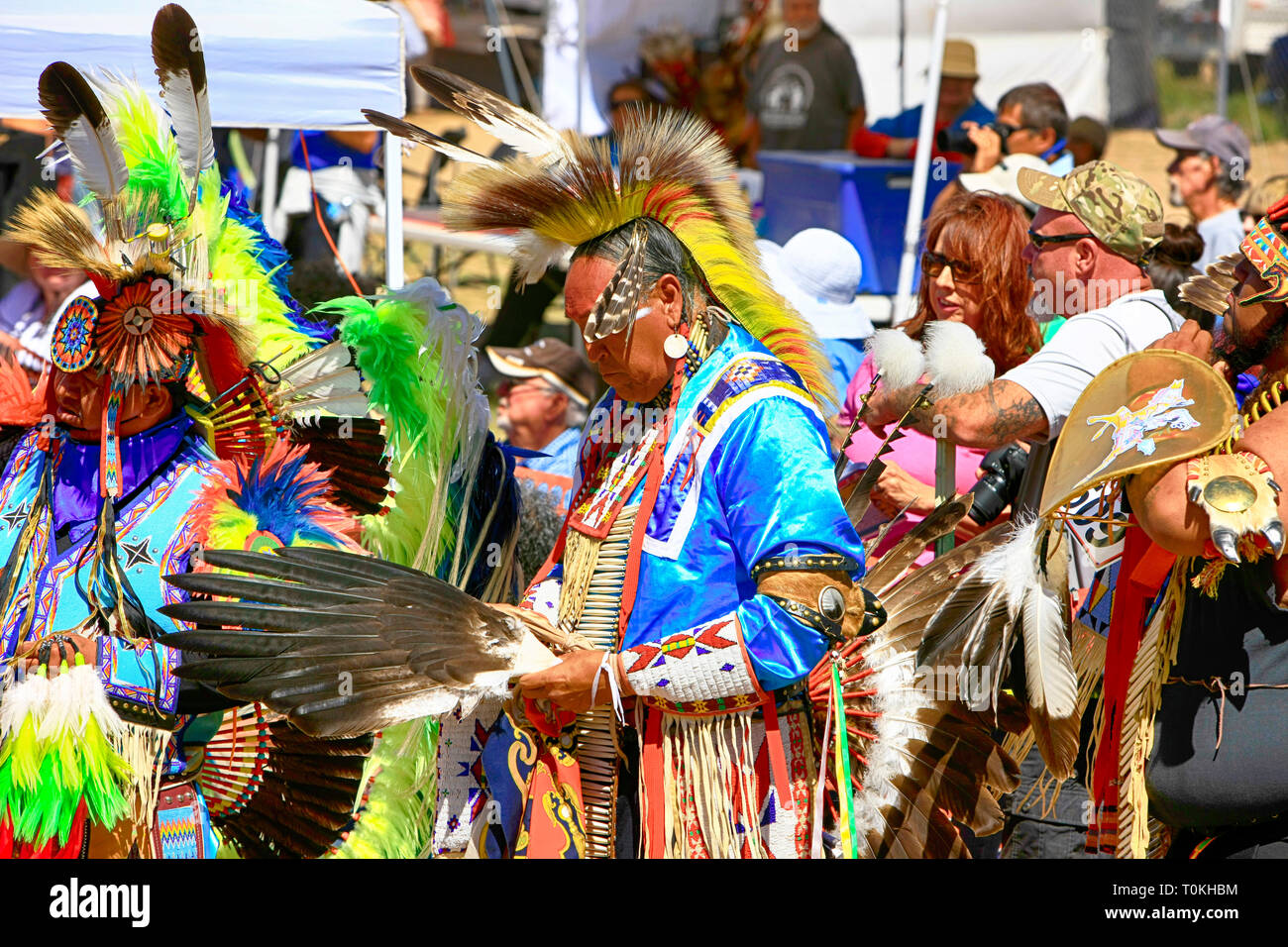 Männliche Native America Krieger in den zeremoniellen Kostüme an der Wa: k Pow Wow auf odham Buchung der Tohono O'in Arizona Stockfoto