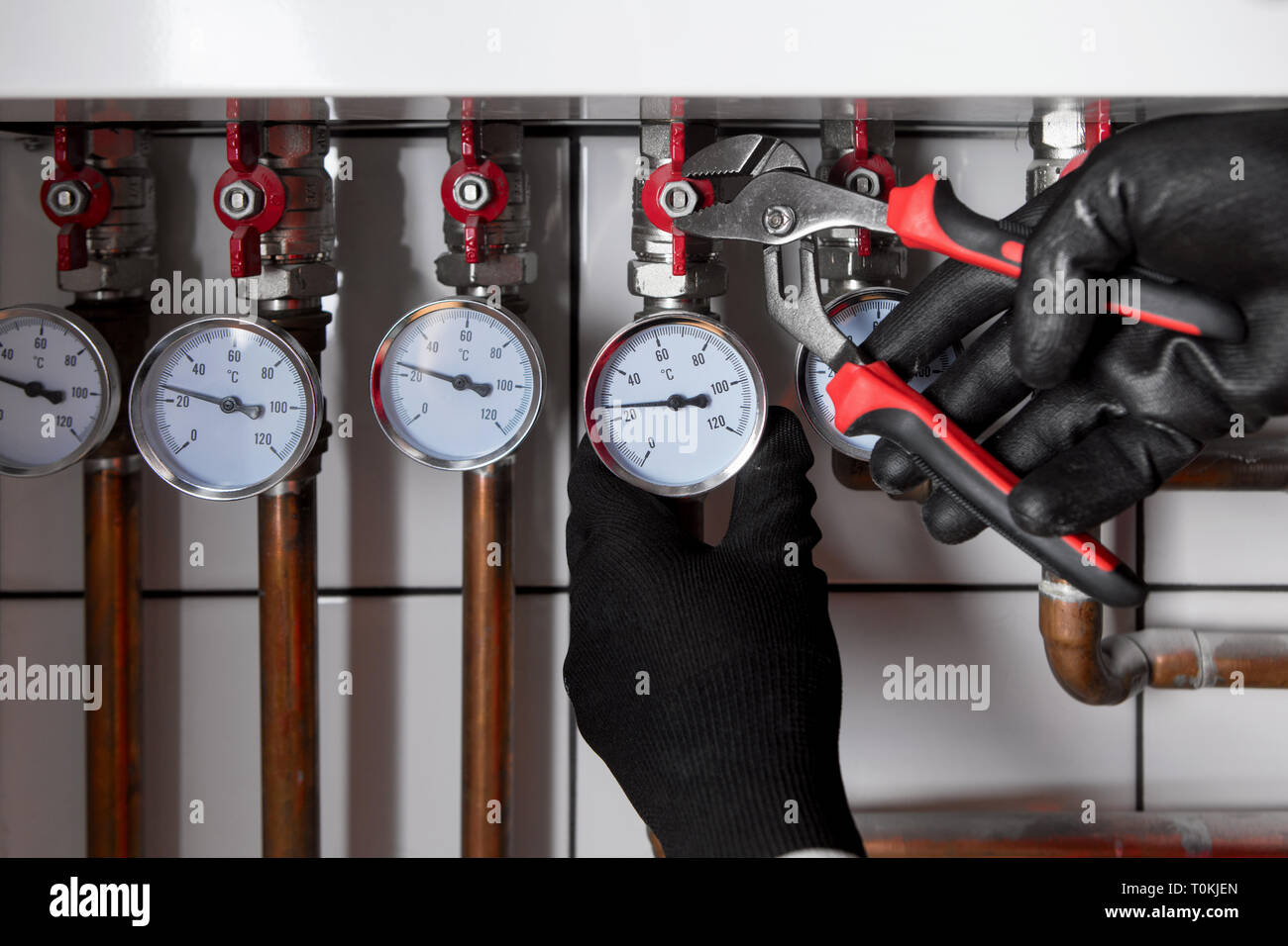 Klempner Befestigung Zentralheizung Stockfoto