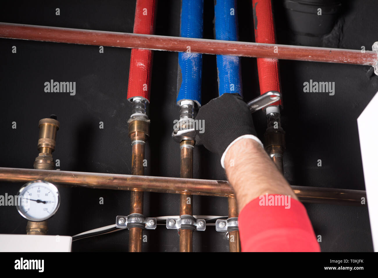 Klempner Befestigung Zentralheizung Stockfoto