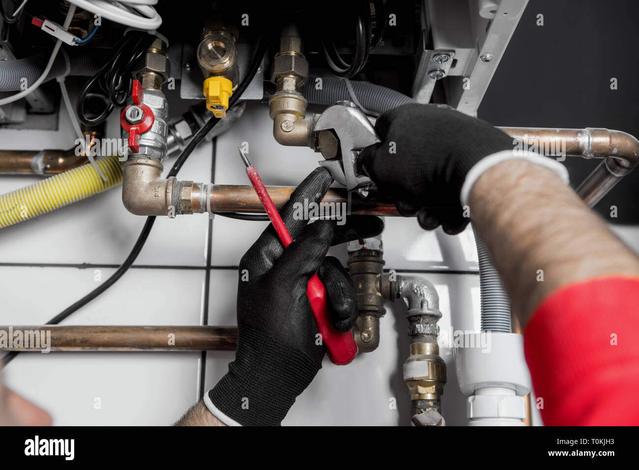 Klempner Befestigung Zentralheizung Stockfoto