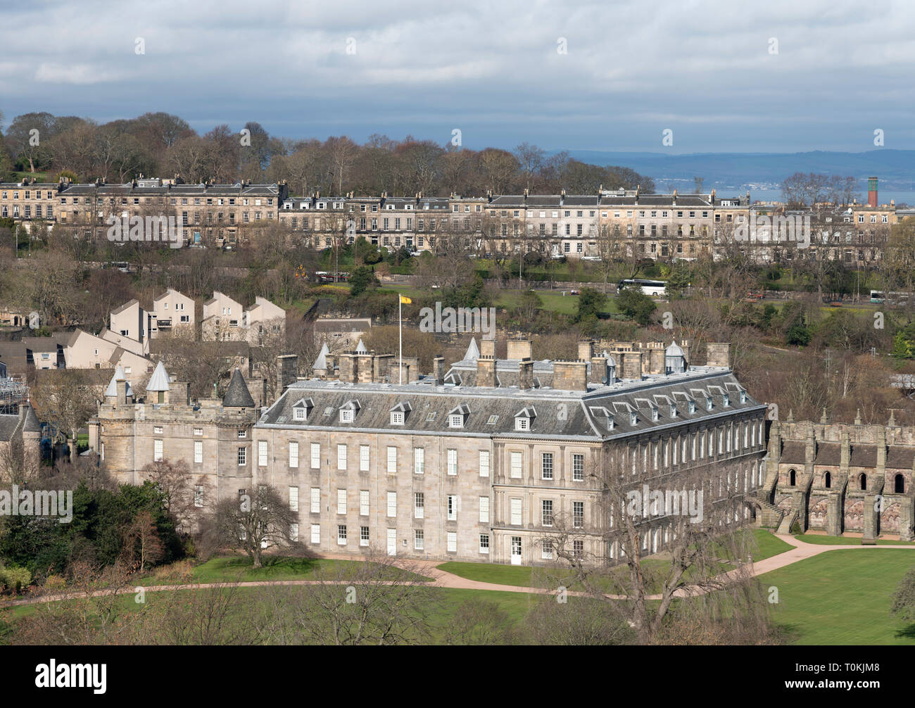 Allgemeine Ansicht der Palast von Holyroodhouse in Holyrood, Edinburgh, Schottland, Großbritannien Stockfoto