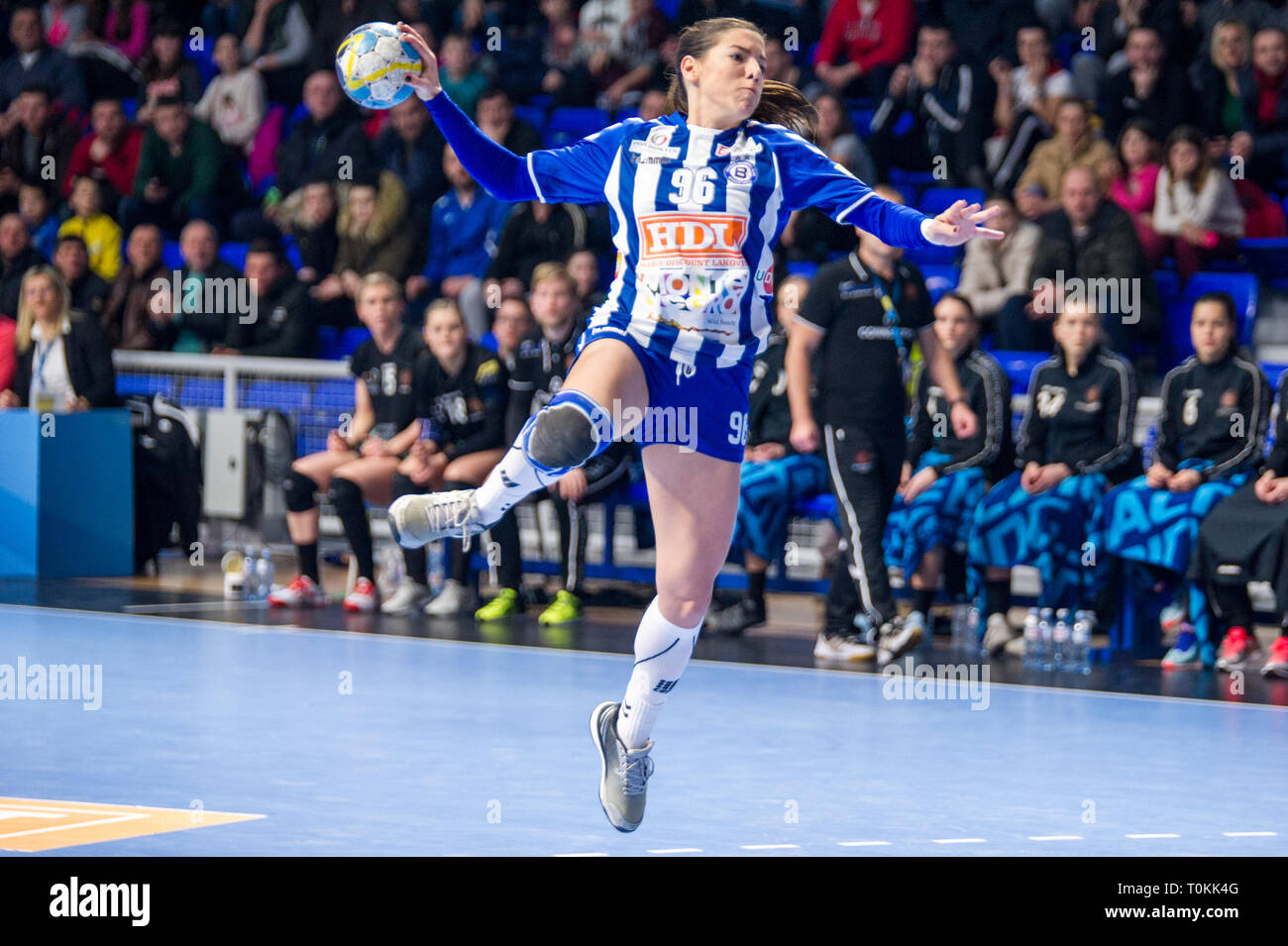 Itana Grbic zählenden gegen Odense HC im Champions League Spiel Stockfoto