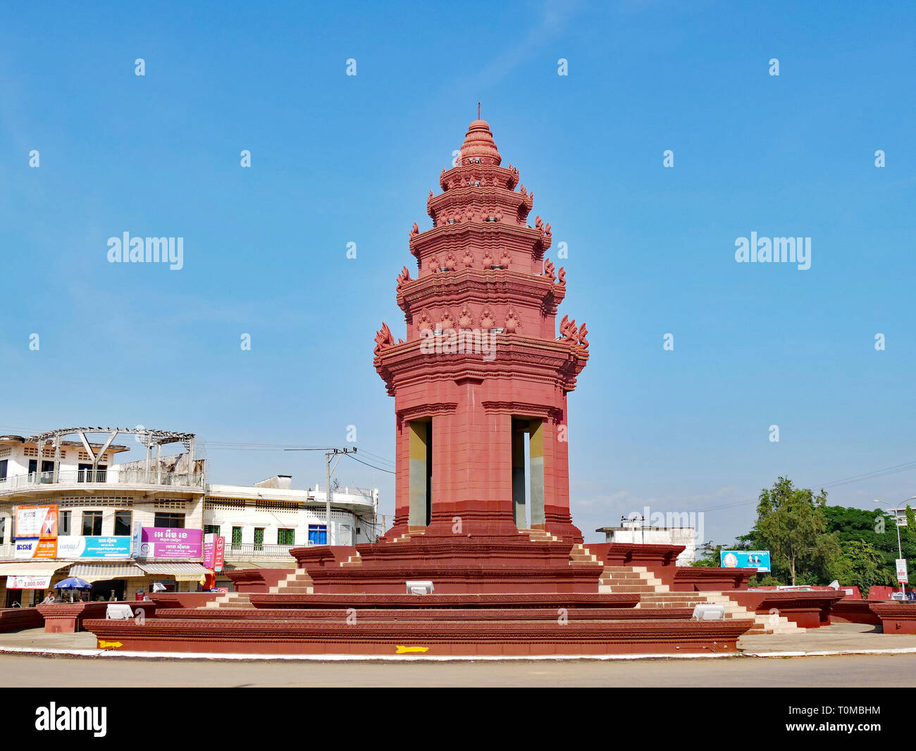 Krong Pailin, Kambodscha. Independence Monument in Pailin Zentrum; die letzte Home von Pol Pot und den endgültigen Rückzug der Roten Khmer. 30-11-2018 Stockfoto