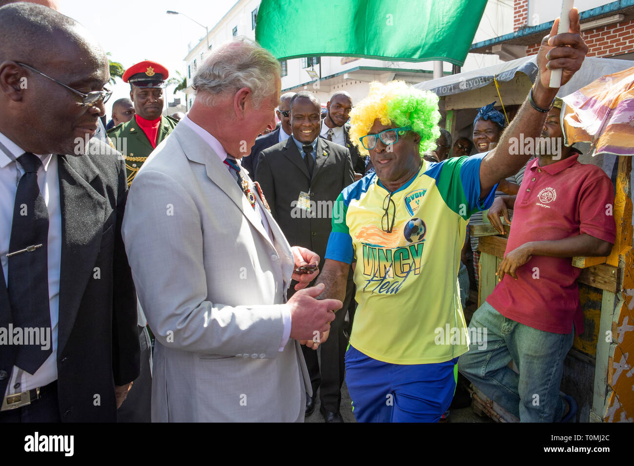 Der Prinz von Wales bei einem Besuch in Kingstown, St. Vincent und die Grenadinen, als Teil ihrer eines Tages Besuch auf der Karibikinsel. Stockfoto