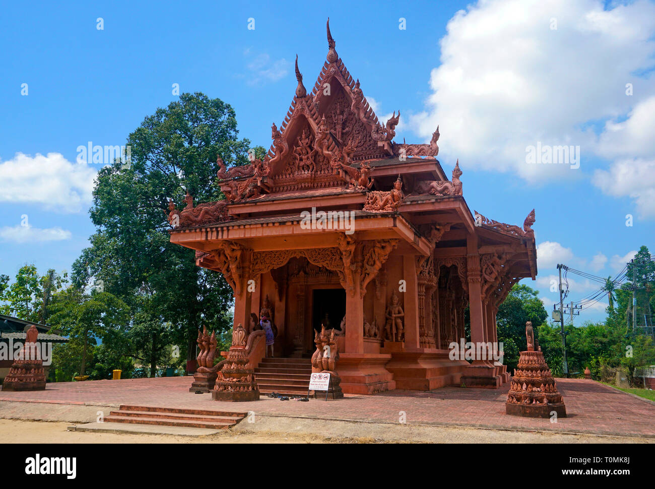 Wat Ratchathammaram oder Wat Sila Ngu Tempel, Rot Tempel von Terrakotta, Koh Samui, Surat Thani, Golf von Thailand, Thailand Stockfoto