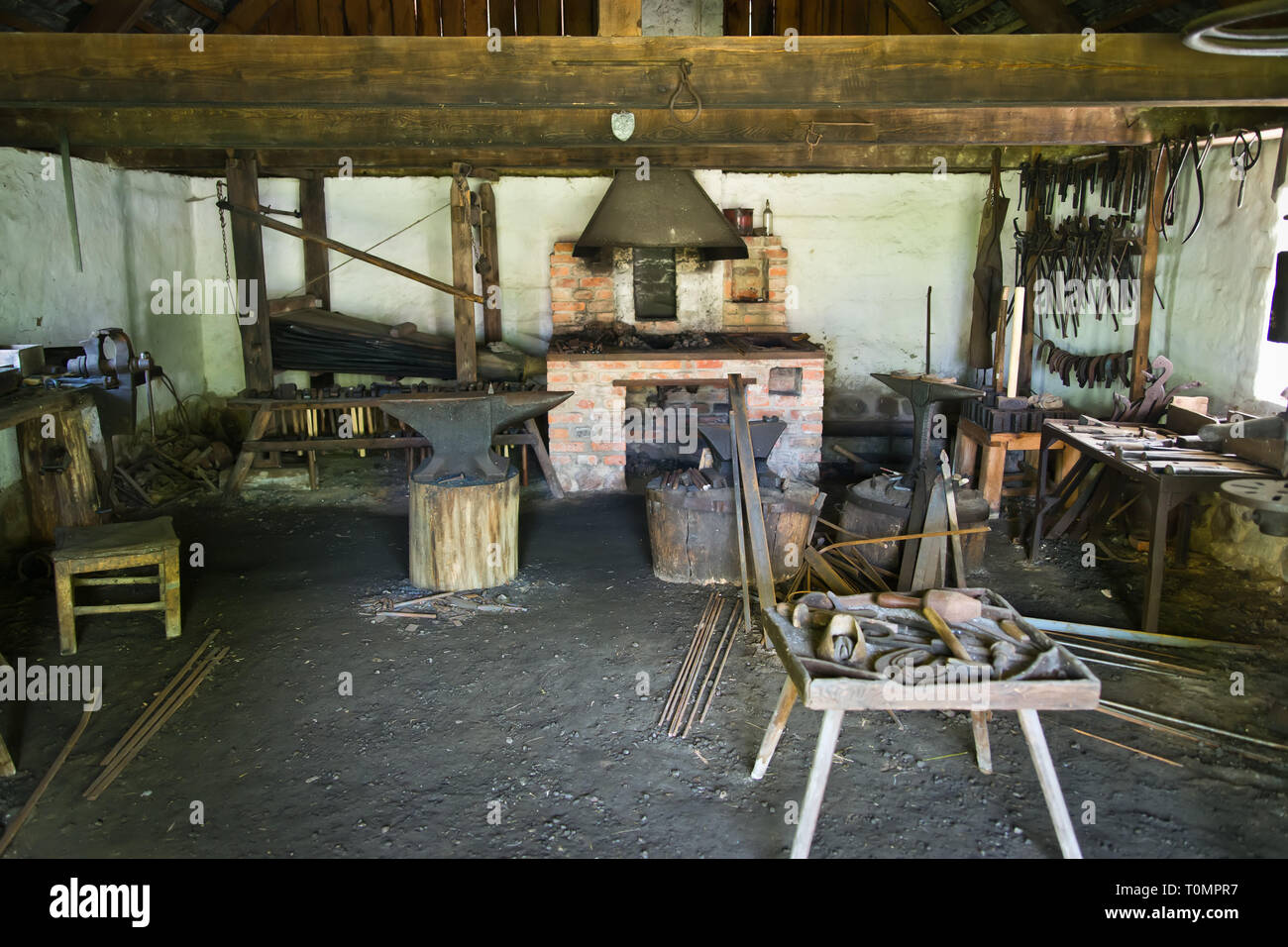 Alte Schmiede Workshop in Polen Stockfoto