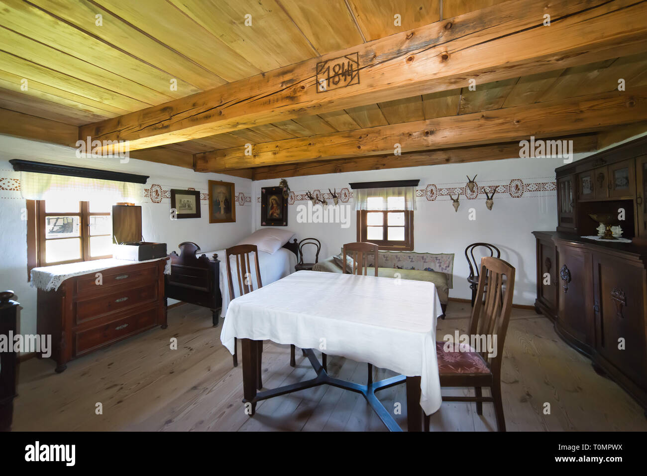 Alte ländliche Haus in polnischen Heritage Park, 19. Jahrhundert Stockfoto