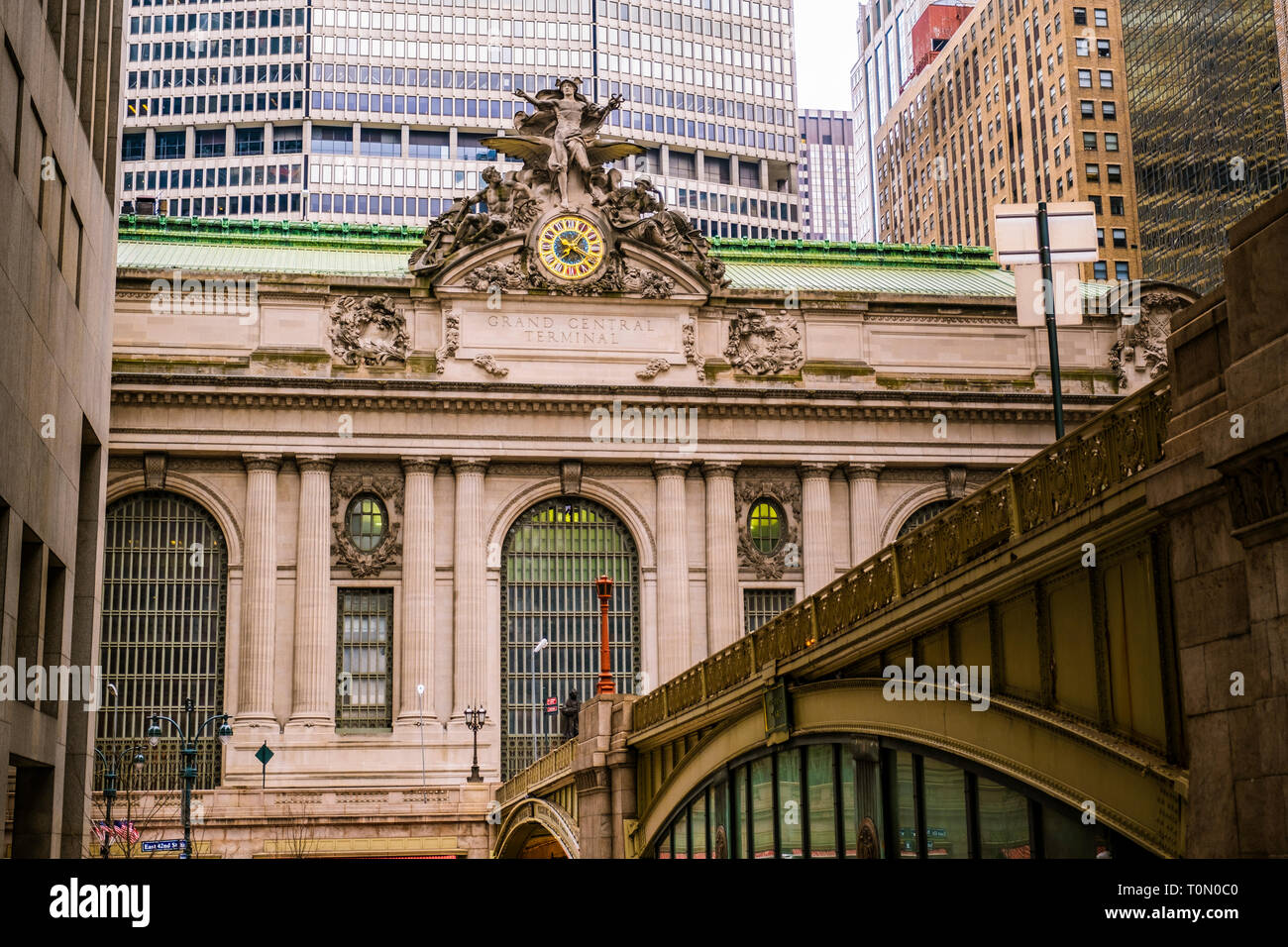 Die Außenseite von der Grand Central Station in New York City während des Tages. Stockfoto