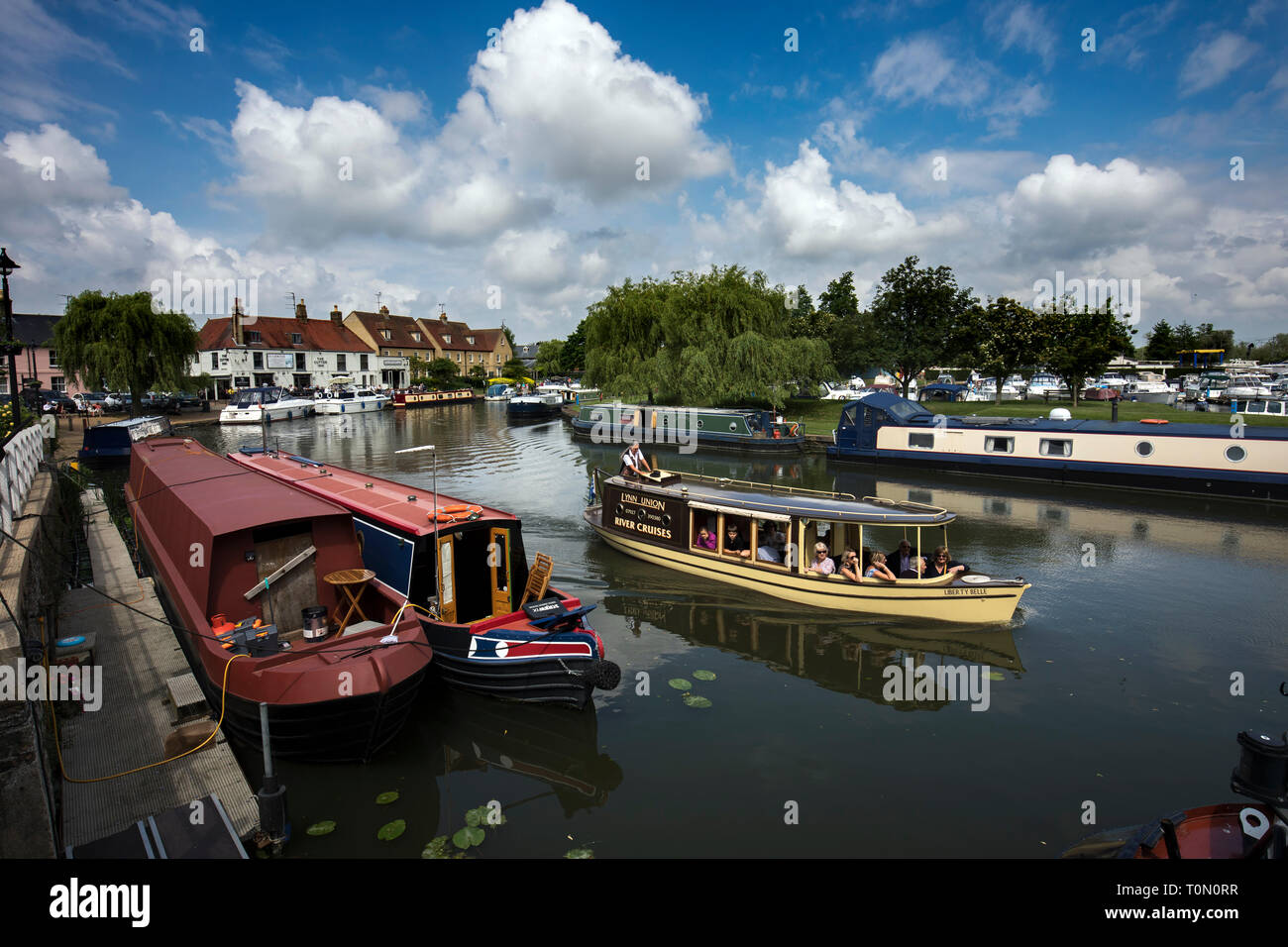 Ely; Bootsfahrten auf der Ouse, Cambridgeshire, Großbritannien Stockfoto