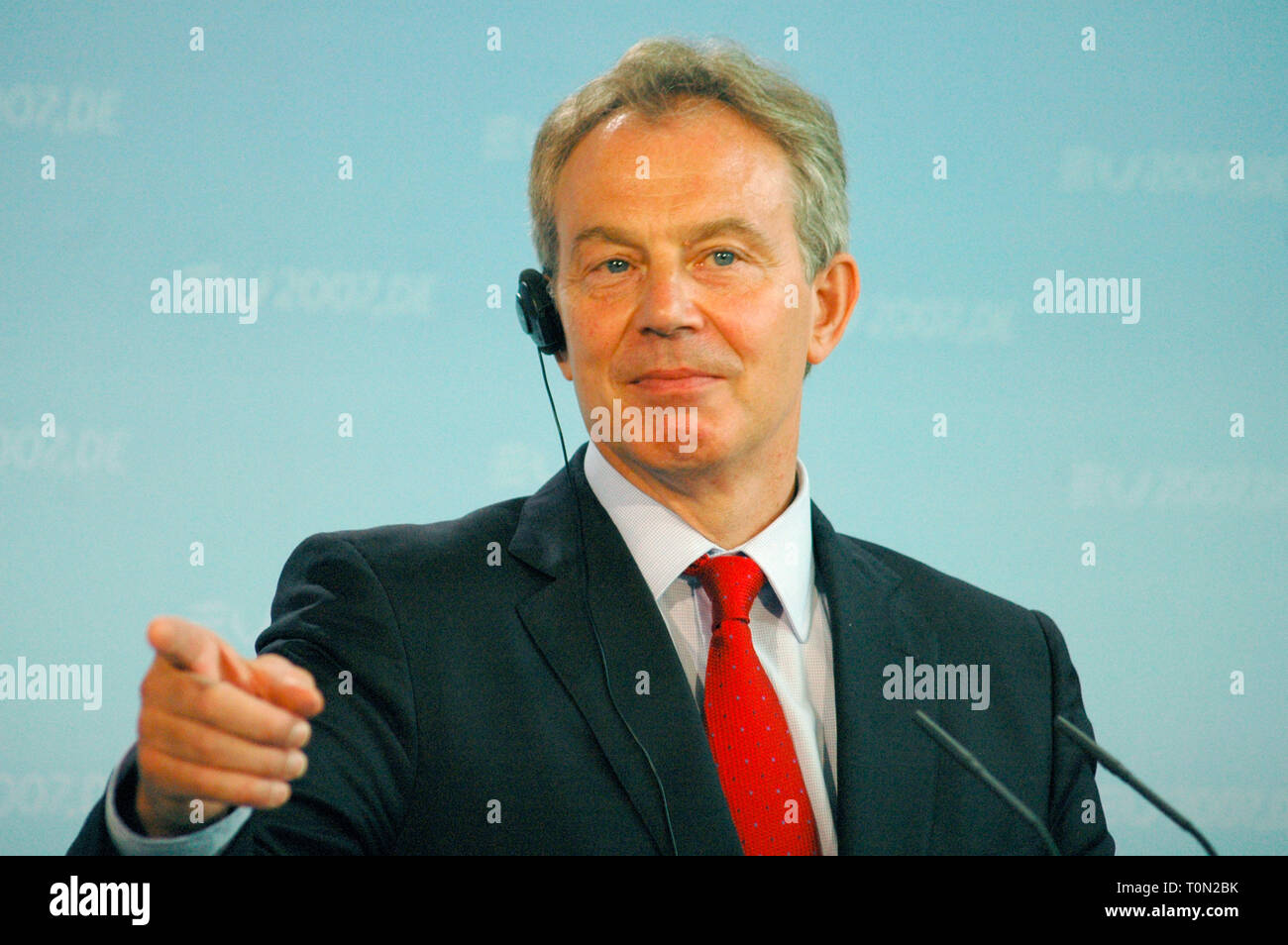 Tony Blair - Pressetermin mit der Dt. Bundeskanzlerin anlaesslich der Uebergabe von Unterschriften der Aktion "Weltweiten Aufruf zur Aktion gegen die Armut", Stockfoto