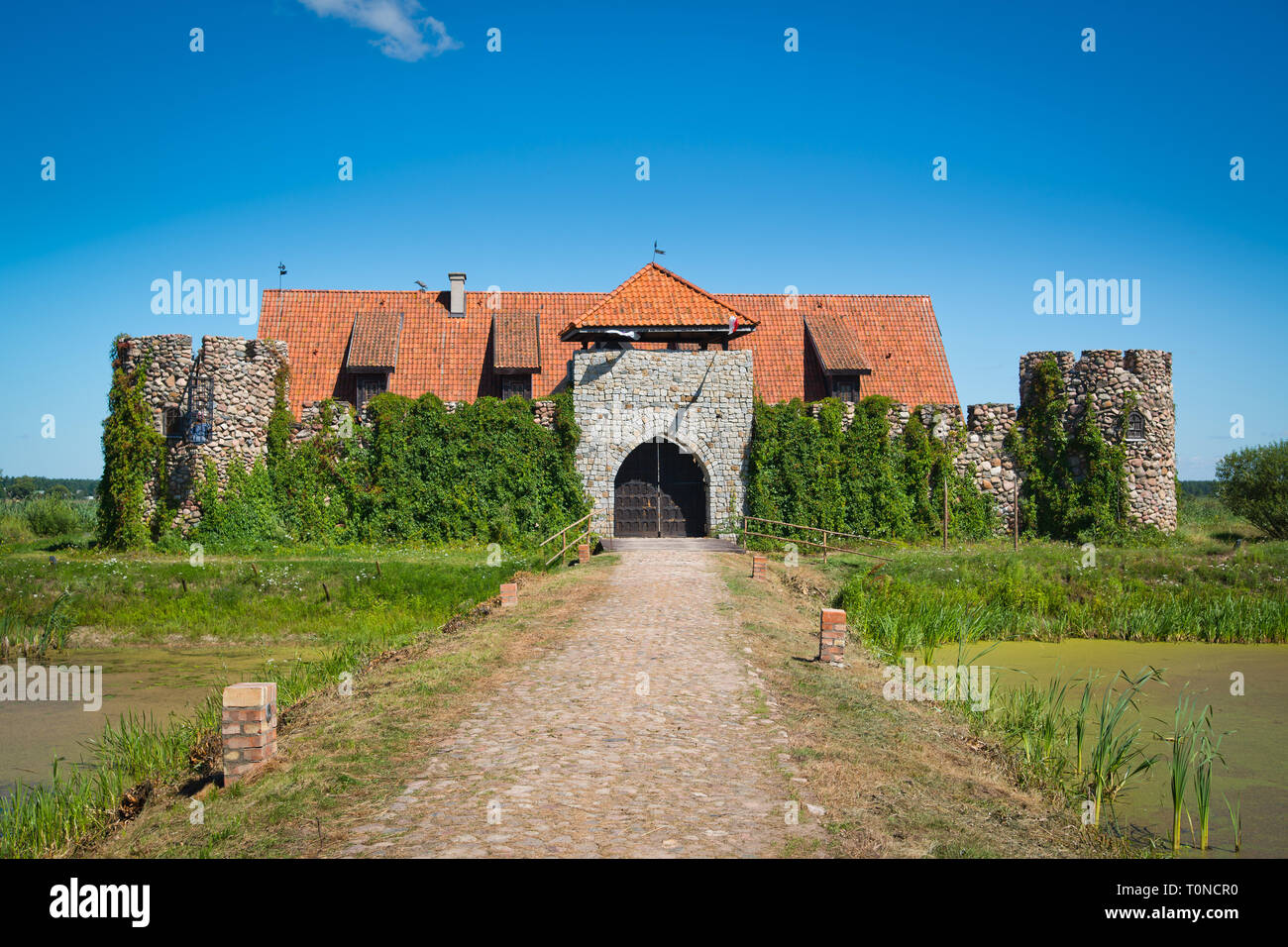 Altes Schloss in Kiermusy - östliche Polen Stockfoto