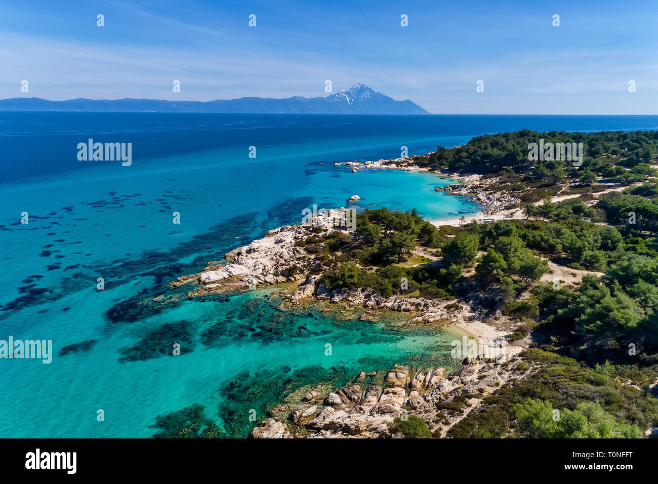 Kavourotrypes oder Orange ist ein kleines Paradies der kleinen Strände zwischen Raches und Platanitsi in Sithonia, Chalkidiki, Griechenland Stockfoto