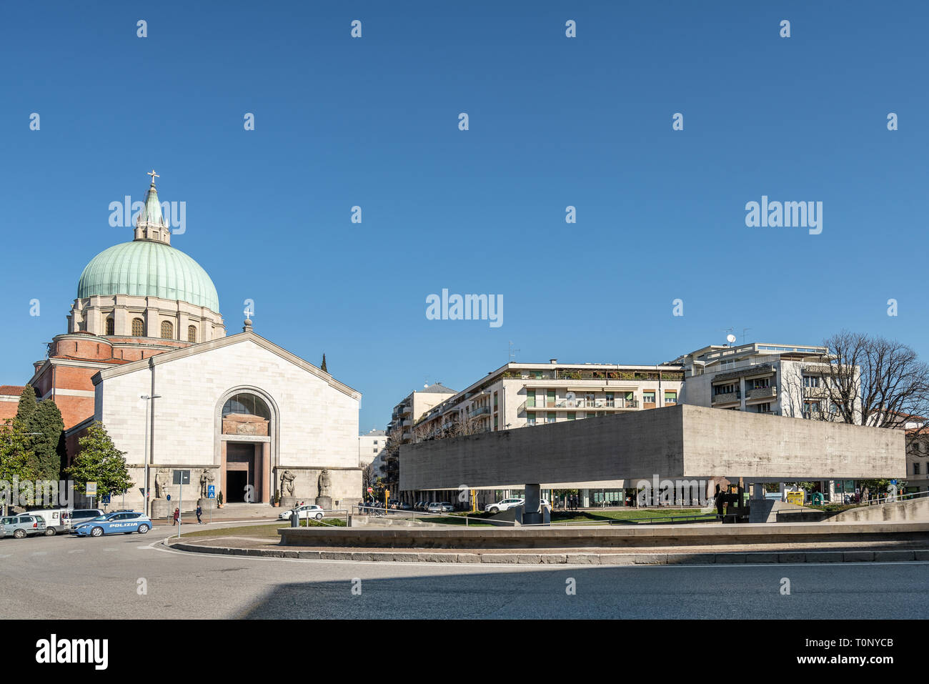 Udine, Friaul-Julisch Venetien, Italien. Das beinhaus Tempel der Gefallenen Italiens. Das Gebäude wurde 1931 nach einem Entwurf von dem Architekten ein Stockfoto