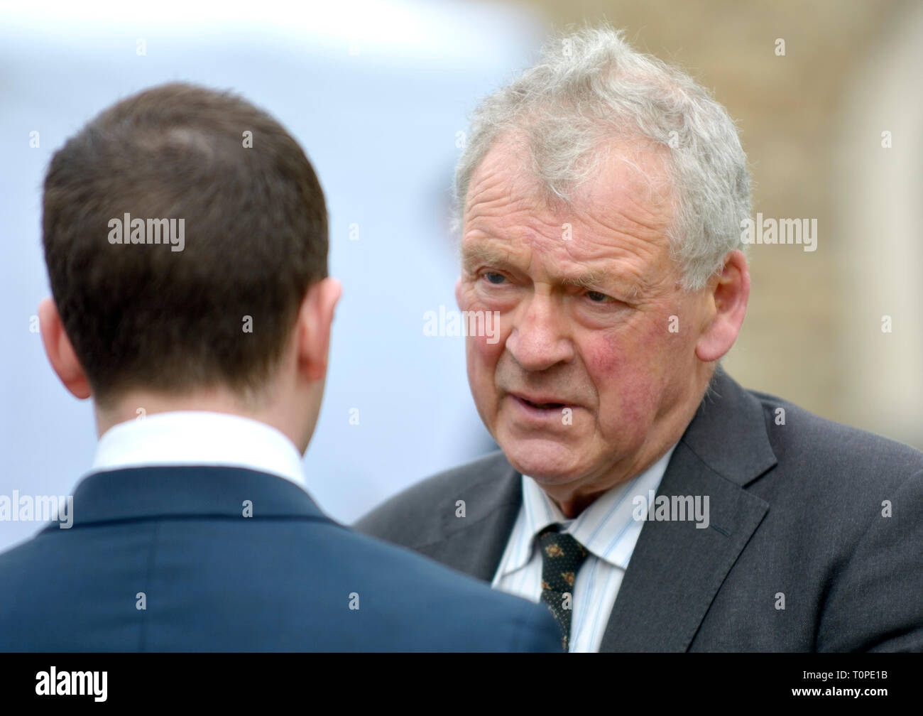 London, Großbritannien. 21. Mär 2019. Wie der Ministerpräsident kommt in Straßburg für dringende Brexit Gespräche, Demonstranten und MPs um College Green, Westminster sammeln. Glyn Davies MP (Con: Montgomeryshire) Credit: PjrFoto/Alamy leben Nachrichten Stockfoto