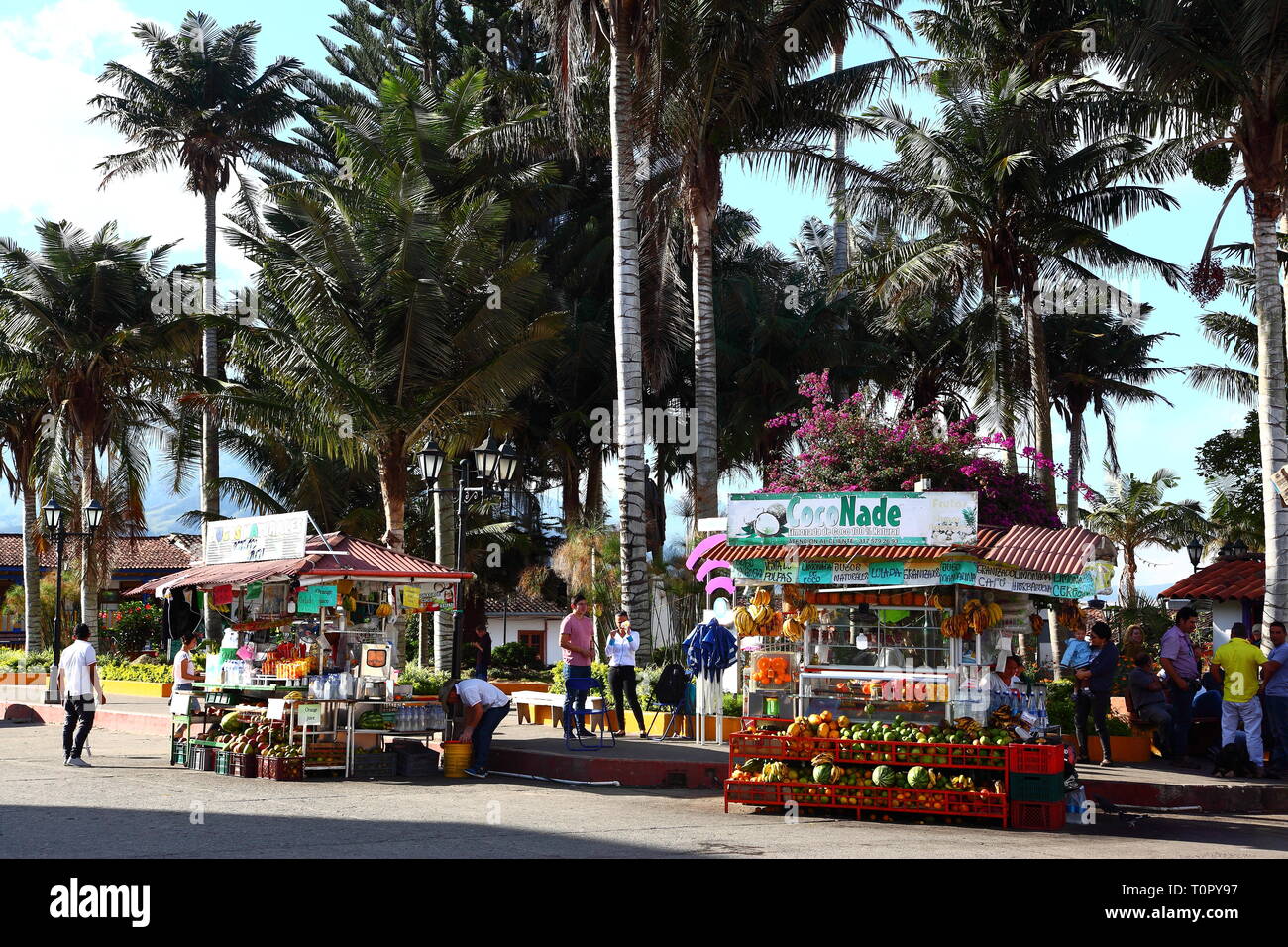 Straße - Verkäufer auf dem Hauptplatz von Salento Quindío im Distrikt von Kolumbien Stockfoto