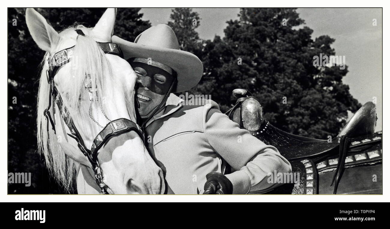 Clayton Moore (geboren Jack Carlton Moore, September 14, 1914 - Dezember 28, 1999) war ein US-amerikanischer Schauspieler am besten für die Wiedergabe der fiktiven Western Lone Ranger von 1949-1951 und 1954-1957 auf die TV-Serie mit dem gleichen Namen und zwei verbundenen Filme vom gleichen Hersteller bekannt. Quelle: Hollywood Foto Archiv/MediaPunch Stockfoto