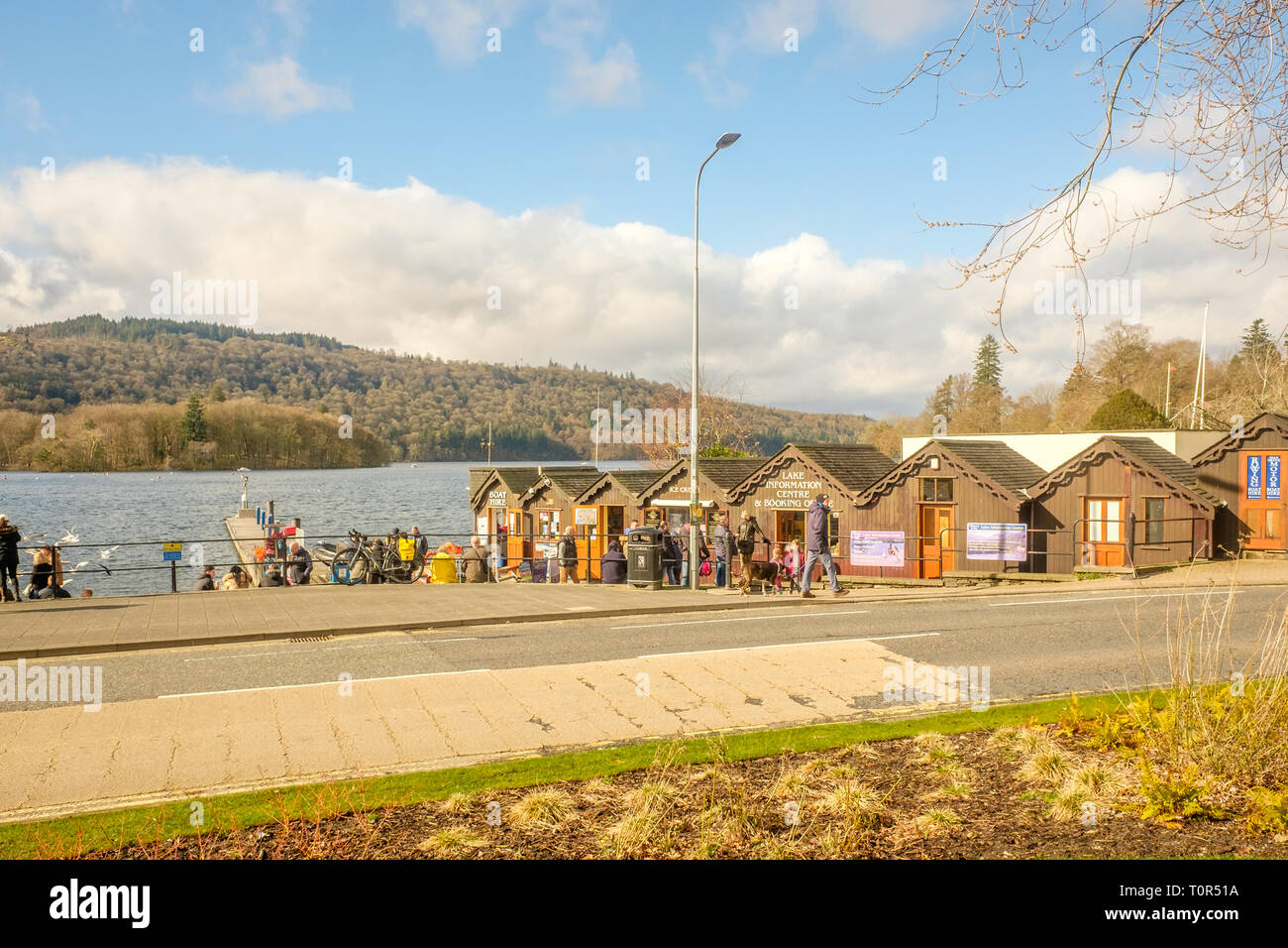 Windermere mieten Boote auf Bowness Bay Lake District Stockfoto