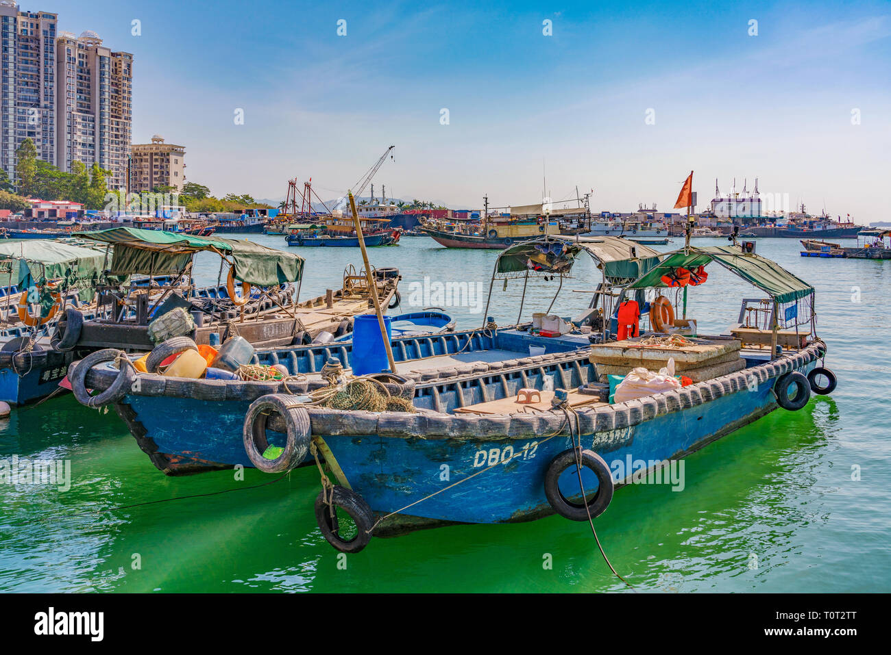 Shenzhen China 30 Oktober Alte Traditionelle Chinesische Fischerboote Am Shekou Fischerhafen Am 30 Oktober 18 In Shenzhen Stockfotografie Alamy