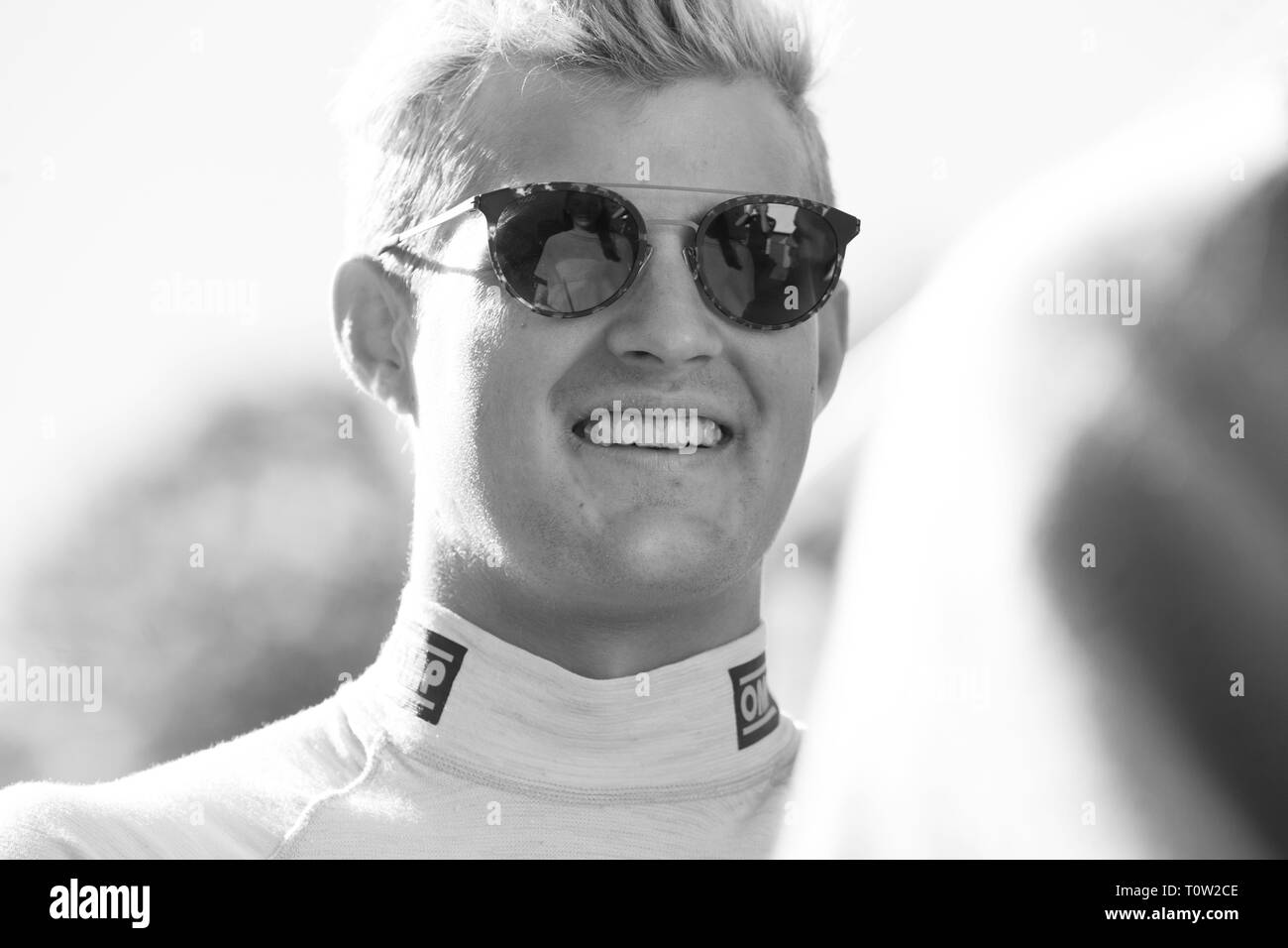 Örebro Örebro, Schweden 20160910 Renntag mit Formel 1-Fahrer Marcus Ericsson, die TEAMBESITZER F1-Wagen im Zentrum von Örebro am Samstag fuhr. Foto Jeppe Gustafsson Stockfoto