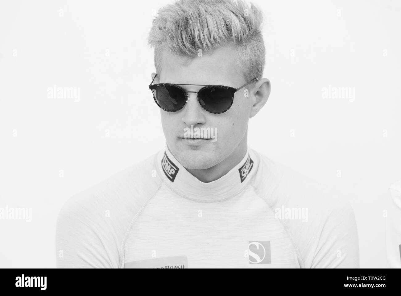Örebro Örebro, Schweden 20160910 Renntag mit Formel 1-Fahrer Marcus Ericsson, die TEAMBESITZER F1-Wagen im Zentrum von Örebro am Samstag fuhr. Foto Jeppe Gustafsson Stockfoto