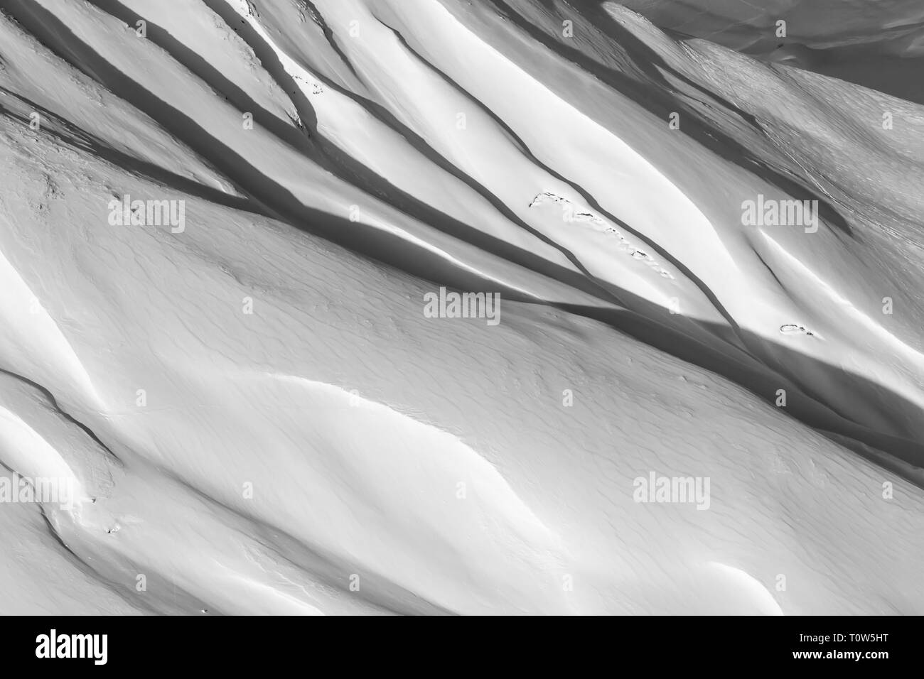 Schönen frischen Pulverschnee texturierte Oberfläche Hintergrund Stockfoto