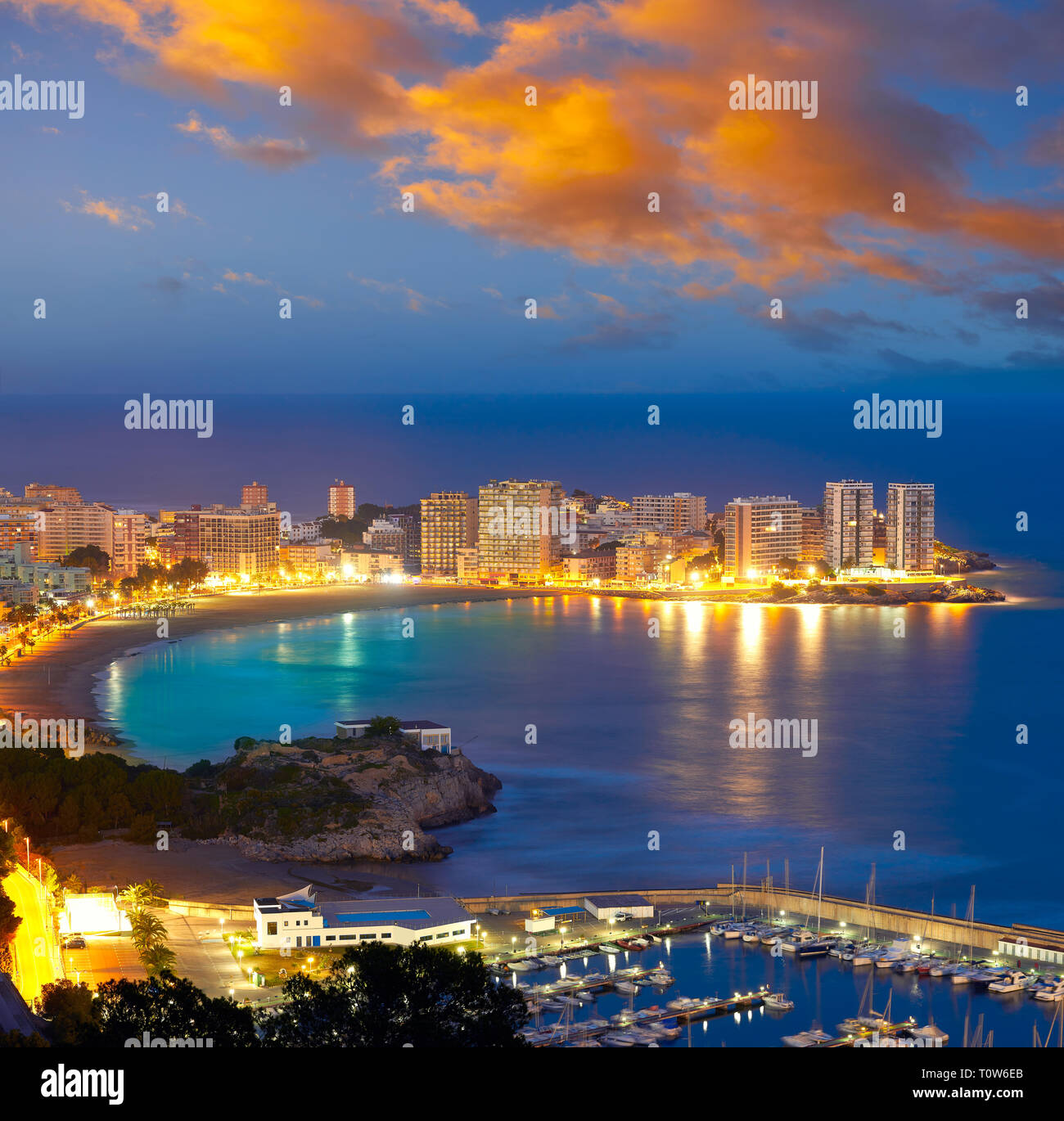 Oropesa de Mar Strand La Concha Sonnenuntergang Playa in Castellon, Spanien Stockfoto