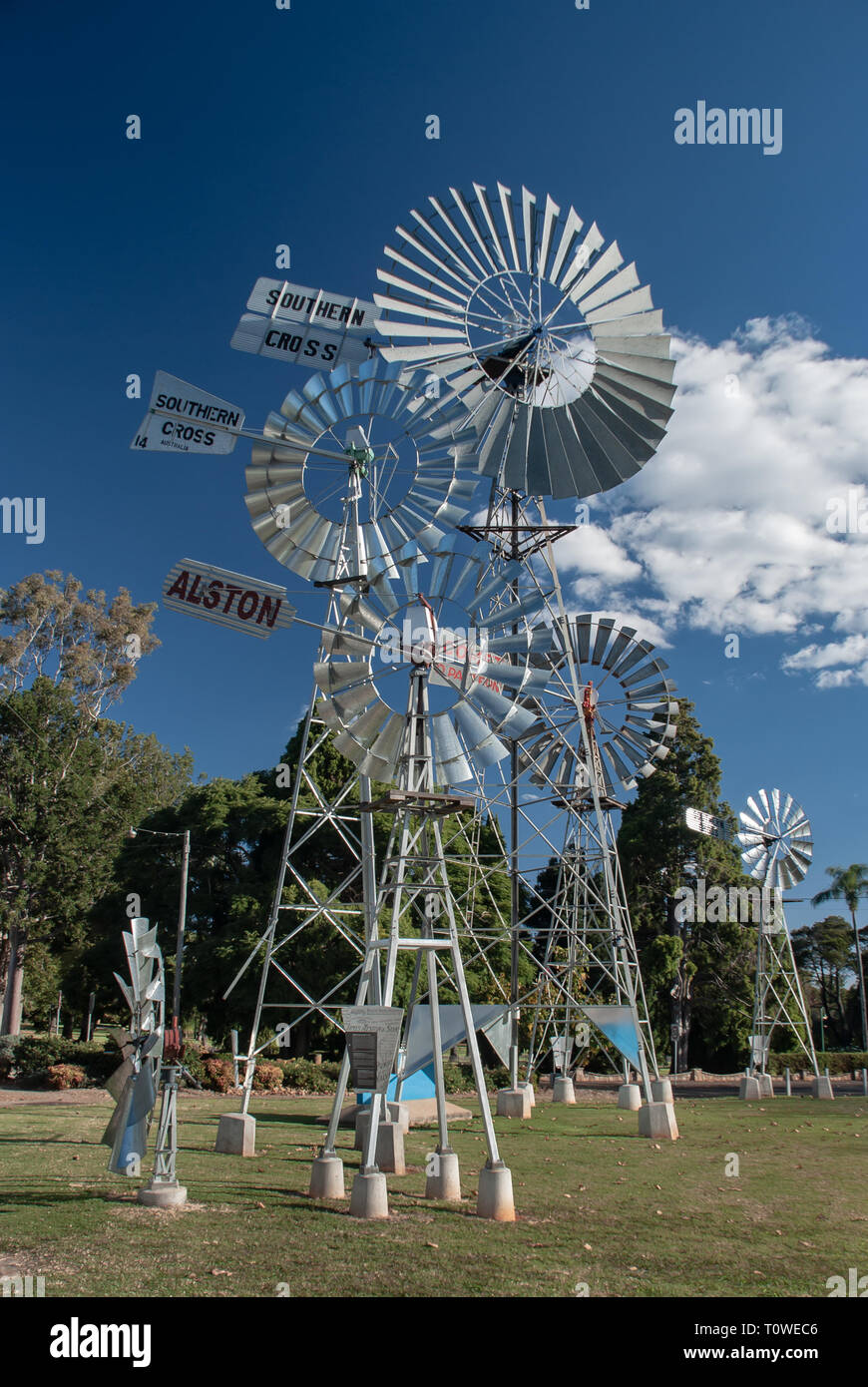 Windmühlen als Teil der Cobb und Co Museum in Toowoomba Stockfoto