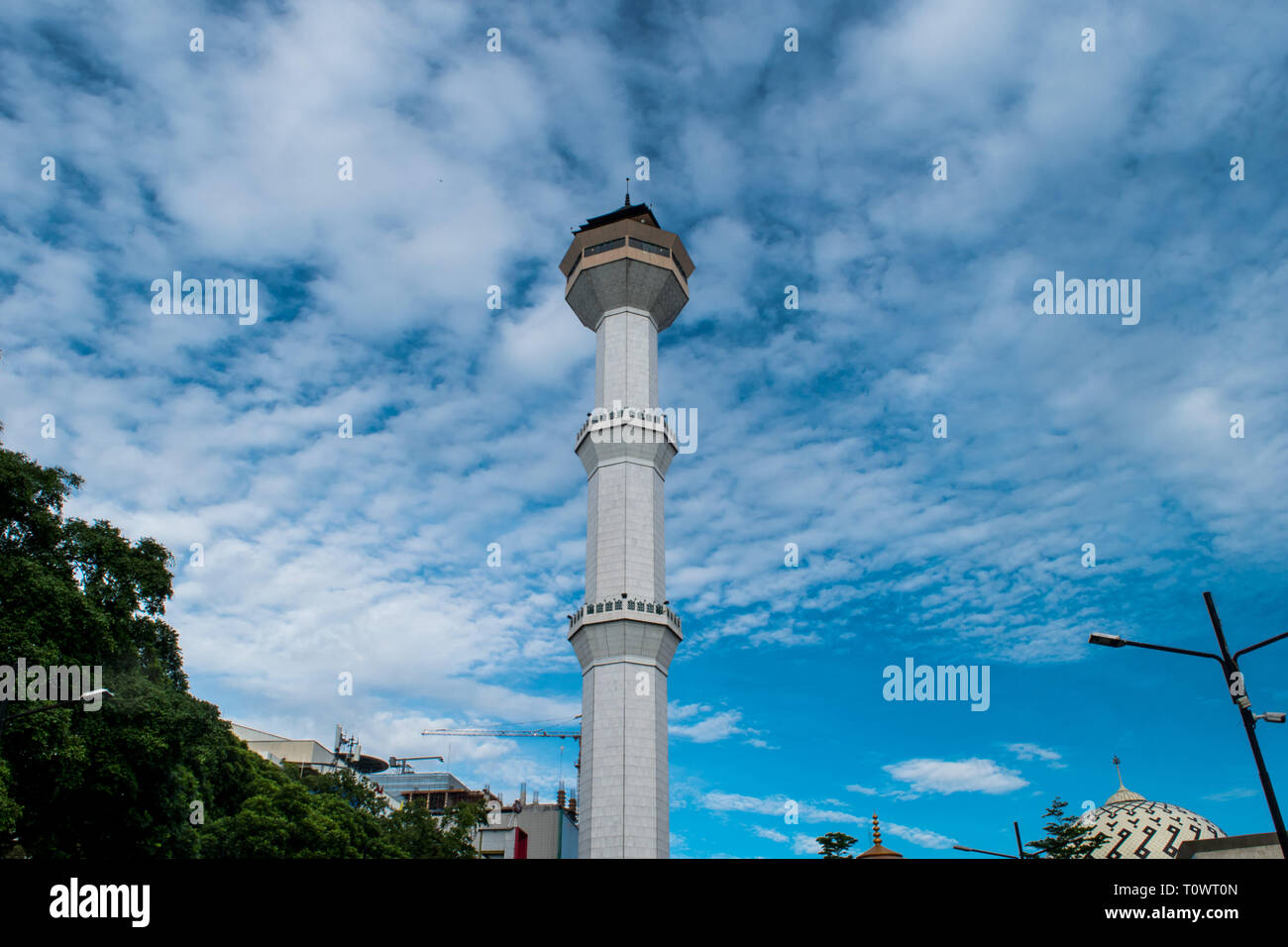 Die Moschee Turm Stockfoto