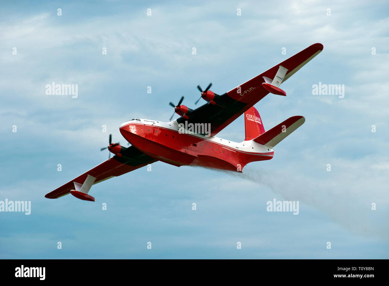 Die Martin Mars, eine Ladung mit dem Wasserflugzeug für die US-Marine während des Zweiten Weltkriegs gebaut und dann Umgewandelt in das größte der Welt - Kampf gegen Wasser bo Stockfoto