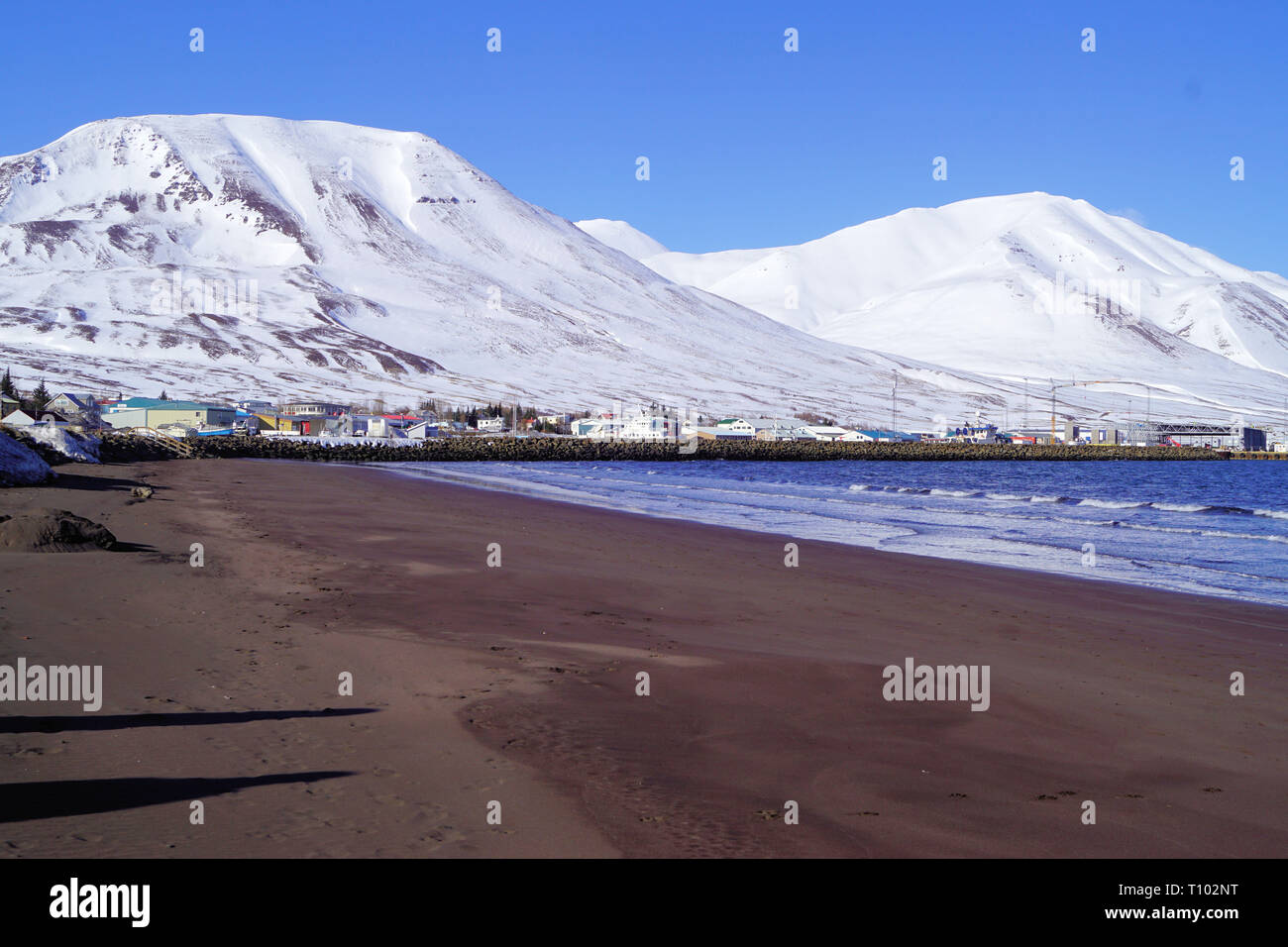 Der schwarze Sand der Dalvik, Eyjafjord, IceIand Stockfoto