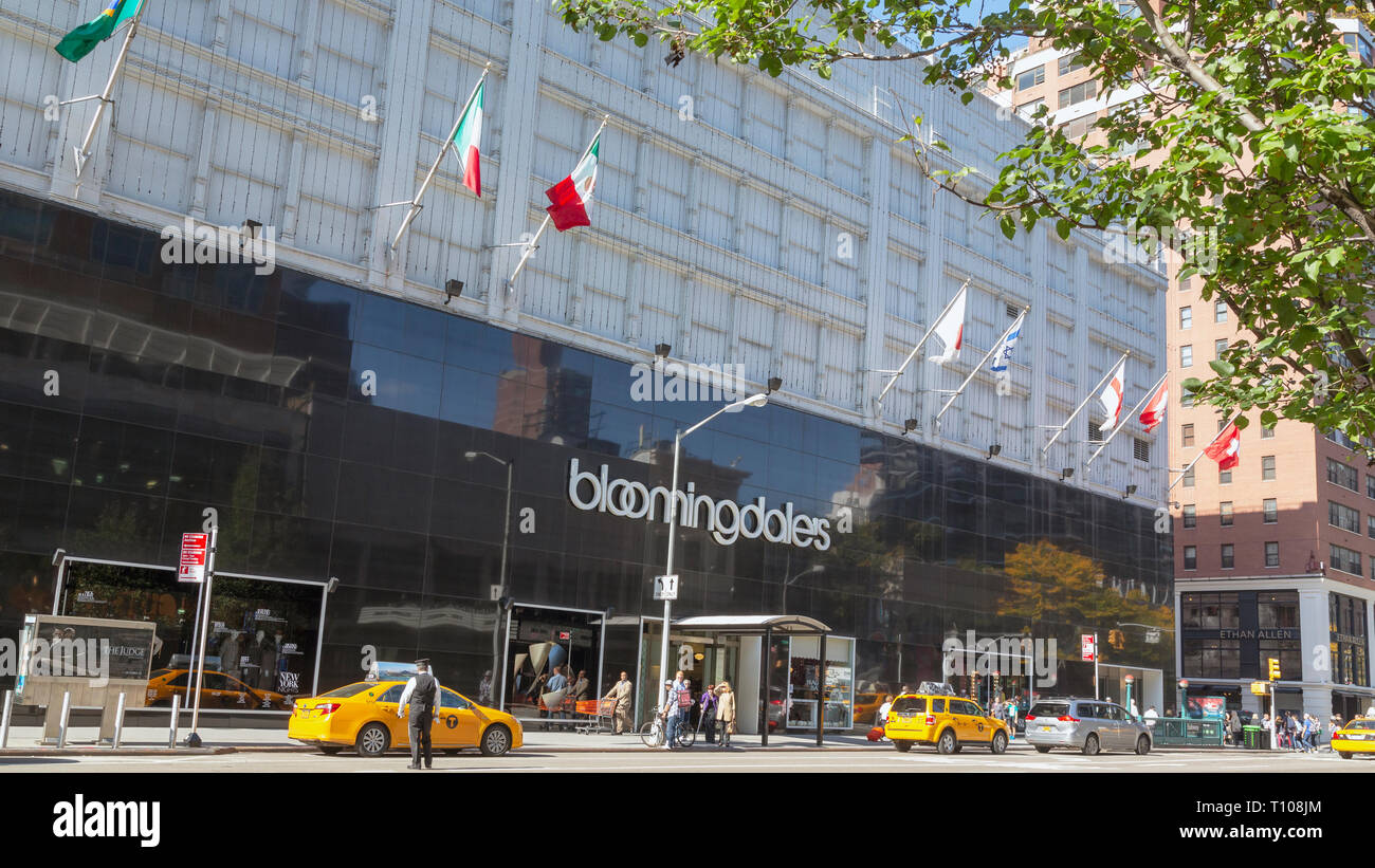 Bloomingdale's Department Store am 3. Avenue, New York, New York State, Vereinigte Staaten von Amerika. Stockfoto