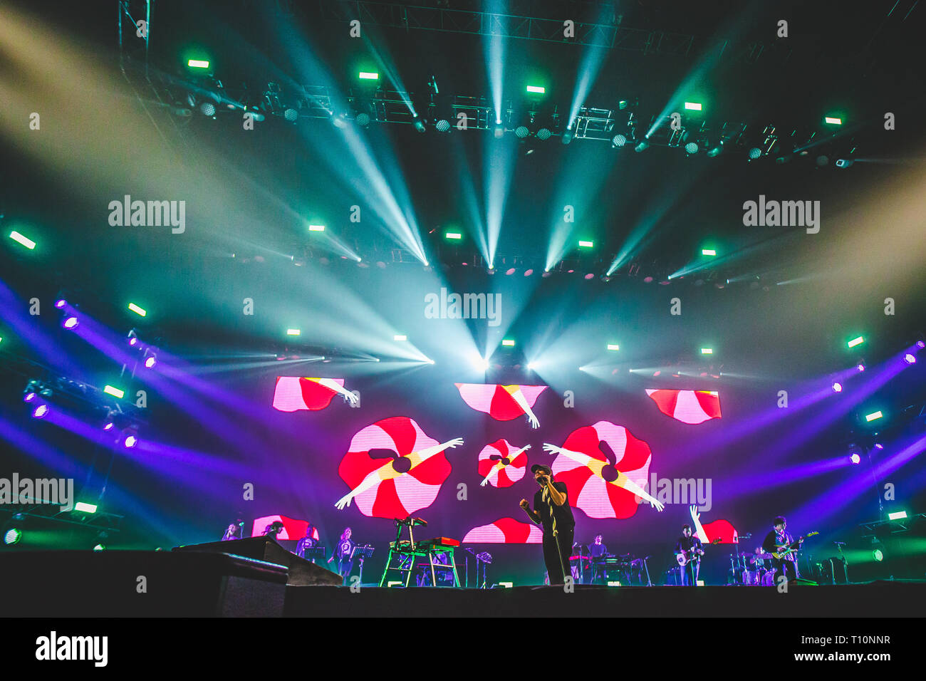 Bologna, Italien. 23 Jan, 2019. Kalkutta, Pseudonym von Edoardo D'Erme, im Konzert an Unipol Arena, Bologna. Italienische Sänger und Songwriter der indie Musik. Credit: Luigi Rizzo/Pacific Press/Alamy leben Nachrichten Stockfoto