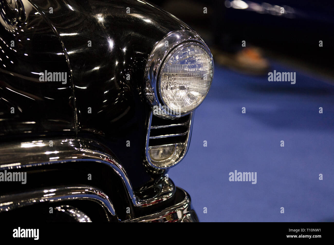 Eine Nahaufnahme eines klassischen Oldtimer Scheinwerfer Stockfoto