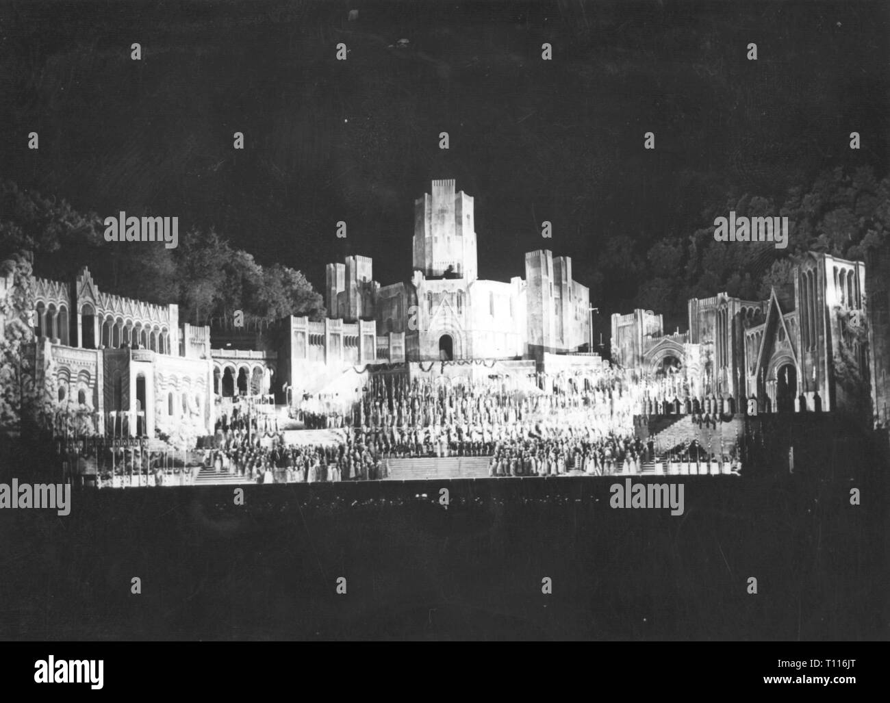 Theater/Theater, Oper, "Lohengrin", Komponist: Richard Wagner, Leistung, 2. Akt, Foro Mussolini, Rom, auf Ocassion des Besuchs von Adolf Hitler, 9.5.1938, Additional-Rights - Clearance-Info - Not-Available Stockfoto