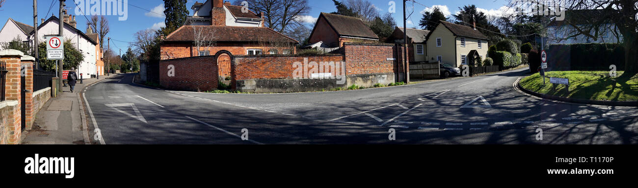 Panoramablick auf die Kreuzung Castle Hedingham Essex England Stockfoto