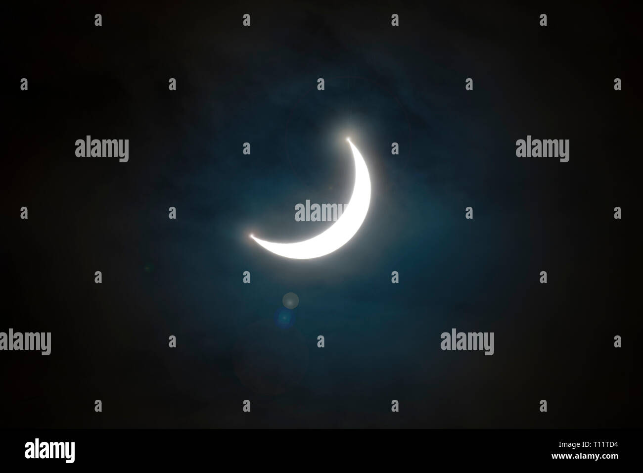 Der Mond. Mondfinsternis von Großbritannien am 20. März 2015 gesehen. Stockfoto